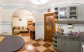 Kyiv Apartment On Pavlovskaya Street